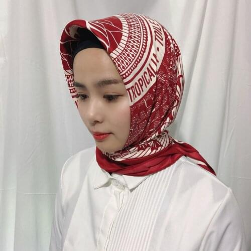 New 2021 Fashion Kerchief Small Silk Neck Scarf For Women 70*70 Hijab Scarfs Female Shawls Bags Scarves Lady Bandana Foulard