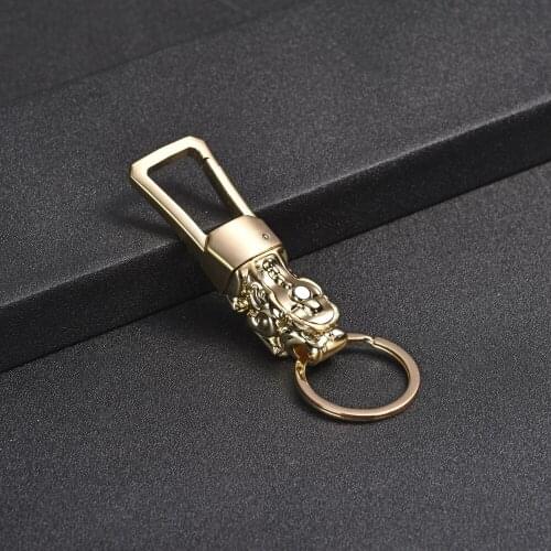 High-quality zinc alloy metal key pendant, braided rope, car keychain, bag ornaments, exquisite gifts