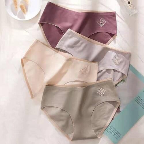 Fashion Women Briefs Solid Seamless Cotton Panties for Girl Soft Breathable Underpants Sexy Colors Underwear