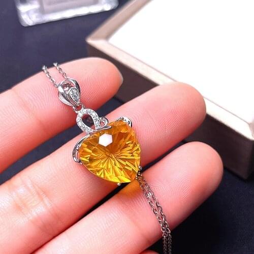 Shopkeepers recommendation, the latest necklace, 925 pure silver Topaz necklace, ladys boutique, beautiful heart shape