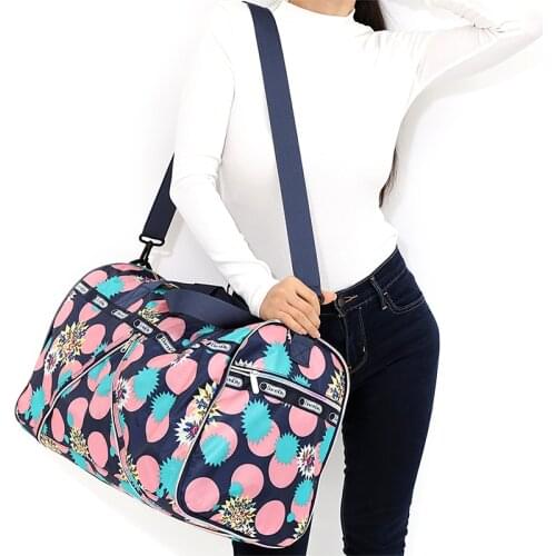 Women Large Travel Bag Folding Duffle Bag Portable Travel Organizer Weekend Bags Crossbody Big Overnight Bags Waterproof Tote