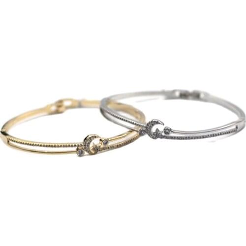 MADALENA SARARA AAAA Zircon Inlaid Bracelet Gold Tone Copper Bracelet Inlaid Moon Star Women Jewelry Luxury Easy Open