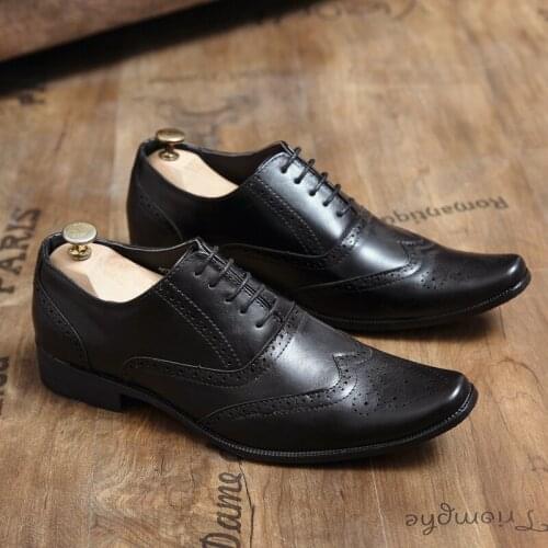 New Men Leather Shoes Formal Business Casual Shoes Breathable Brogue Style Man Dress Oxfords Male Derby Footwear Zapatos Hombre