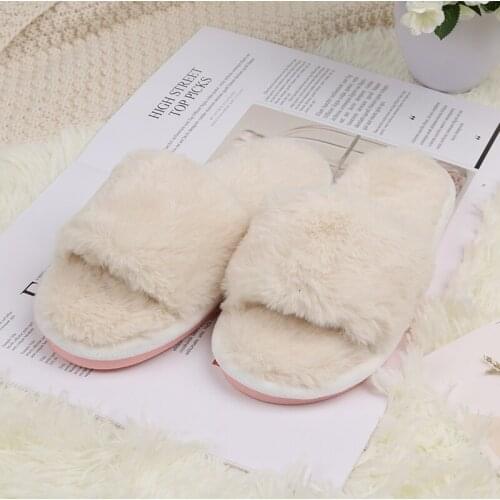 Ginchasio Women Slippers Faux Fur Fluffy Winter Short Plush White Color Fuzzy Cozy Bedroom Home Furry Slippers