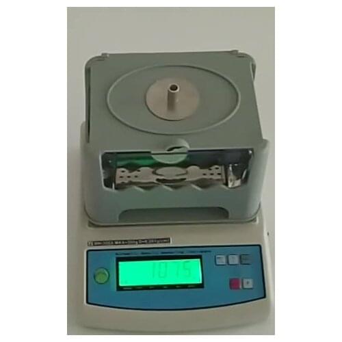 High accuracy soil carbon density analyzer