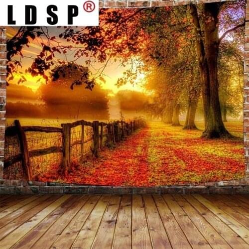 LDSP Forest Red Maple Leaves Tapestry Landscape Wall Art Sofa Background Posters Tapestry Modern Bedroom Living Room Home Decor