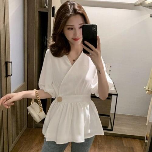 Chic short-sleeved shirt chiffon white shirt female Xia Chaoxian design sense niche V-neck corset chic wind shirt