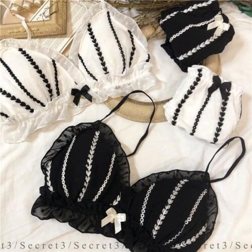 Japan Hollow Sexy Bra and Panty Set Spandex Lingerie Set Underwire Bra Fashion Luxury Lace Womens Bras and Underwear Sets