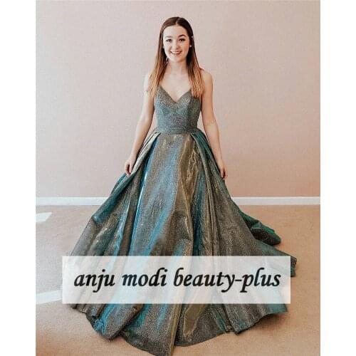 Long Sparkly Sequin V Neck Prom Dresses Sleeveless V Neck Spaghetti Straps Formal Evening Party Gowns Robe De Soiree