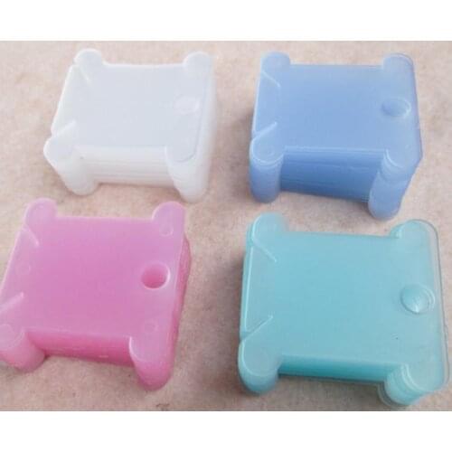 30 pieces Plastic tools DIY translucent scrub color cross stitch coil axis winding board 18232