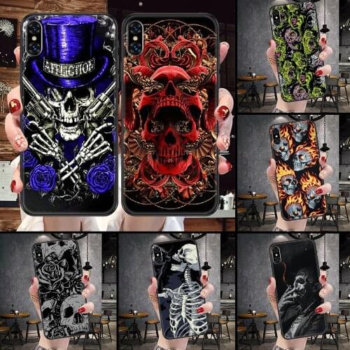 Skeleton Hand Skull Rose Phone Case For iphone 5 5S SE 2 6 6S 7 8 11 12 Mini Plus X XS XR Pro Max black art back luxury hoesjes