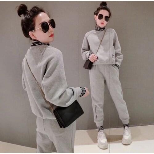 2020 new spring and autumn plus velvet thick high collar sweater womens loose European sports two-piece set