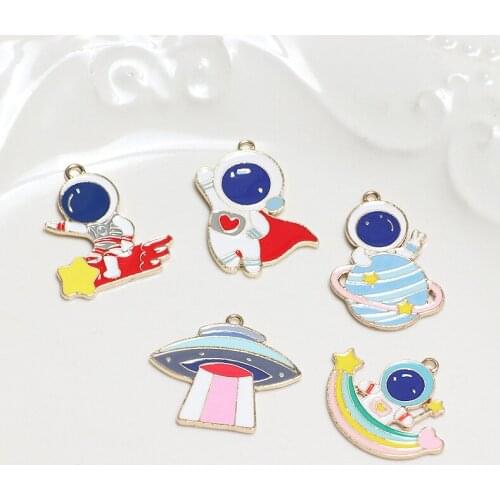 BULK 10 Astronaut Spaceman Charm UFO Flying Saucer Pendant for Keychain Jewelry Making DIY Astronaut Gift Outerspace Charms IK3Y