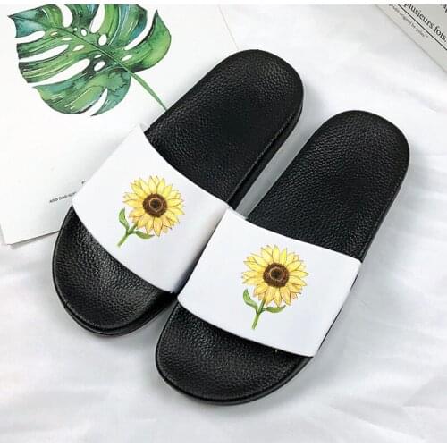 Slippers Female Shoes 2021 New House Slides Flower Outdoor sandals Casual Couples Indoor slipper Summer Non-Slip Women shoes