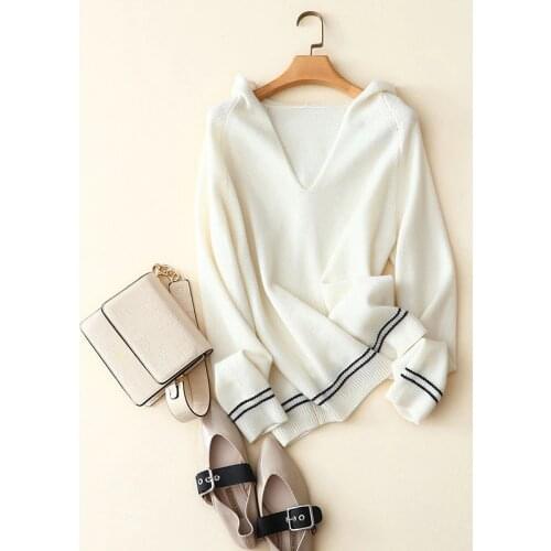 100% cashmere v neck loose hooded sweater