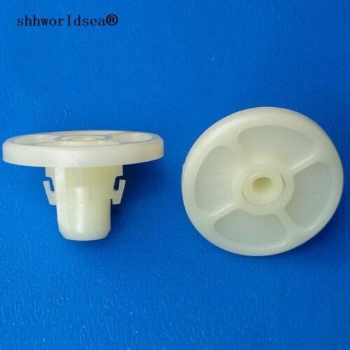 Shhworldsea auto fasteners Car floor trim clip for bmw 7147306224