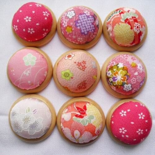 Free shipping 20pcs/lot Needle Pin Cushion handmade DIY Handcraft Tool for sewing needlework Wooden base cross stitch E01-0-22