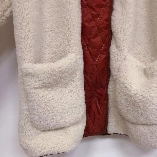 Ladies 2021 Early Spring New Contrast Color Imitation Lamb Wool Round Neck Fleece Large Pocket Jacket Outerwear Top