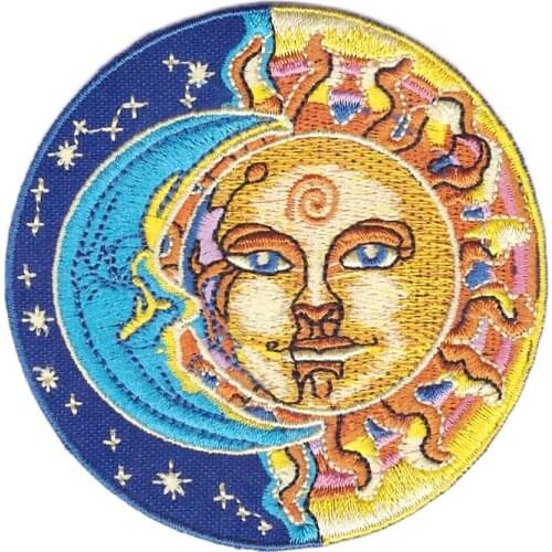 10pcs Clothes patch Embroidered moon half blue and sun half yellow round patch