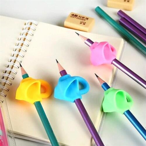 1Pcs Study Drawing Toy Silicone Dolphin Fish Hold Pencil Childrens Creativity Kids Students Pencil Writing Protect Finger Toy