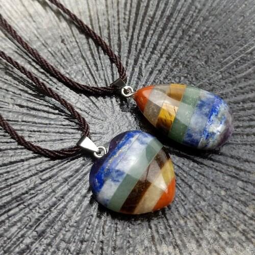 Natural Stone New Charms Women Jewelry for Crystal Chakela Seven Chakra Peach Love Heart Drop Pendant Energy Rope Chain Necklace