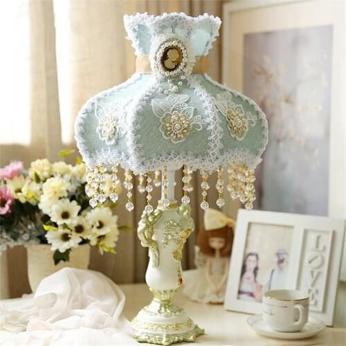 European Lace Pink Table Lamps Bedroom Bedside Light Girl Princess Room Fabric Decor Table Lights Korean Cute Home Deco Fixtures