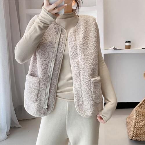Autumn Winter Vest Women Sleeveless Coat Faux Lamb Fur Warm Jackets Korea Casual Solid Color O Neck Pocket Zipper Waistcoat 2021