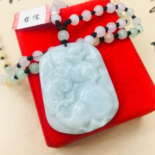 Pure natural Emerald jade Hand-carved big good luck rabbit pendant with emerald three-color bead necklace Men and women sweater