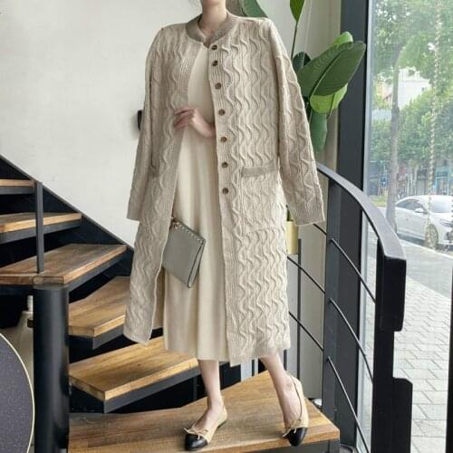 2020 New Winter Vintage Cardigan Long Knitted Solid Color Wave Pattern Single Breasted Thick Warm Korean Fashion Women Coats