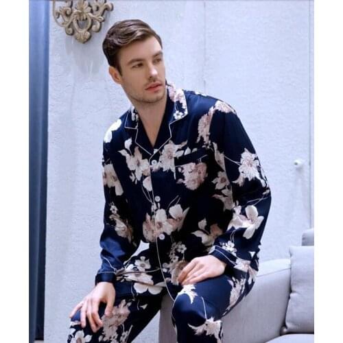 Mens Long Sleeved Suit Set Home Clothes Ice Silk Satin Leisure Youth Sleepwear Students Modern Style Plus Size Nightgown J043