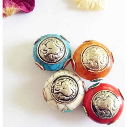 NBB242 Tibetan Sea Snail Amulet Beads 28mm Nepal Hand Metal Beads Inlay Colorful Stone 2PCS