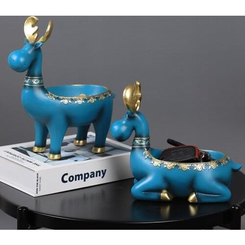 Creative resin crafts, deer ornaments, household porch, shoe cabinet, door key, ornaments