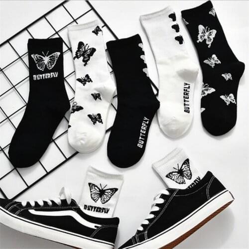 New Funny Butterfly Socks Women Streetwear Harajuku Crew Socks Hiphop Sakteboard Socks Fashion White Meias Dropshipping Supply