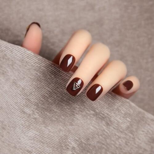 Japanese Style Nails Patch Brownish Red Diamond Decorated Women Detachable Short Fake Nail Lasting Wearable Fingernails