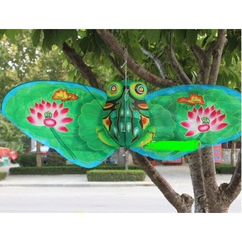 Traditional bamboo frog kite decoration exhibition non-flying three-dimensional handmade old kite silk hand-painted small kite b