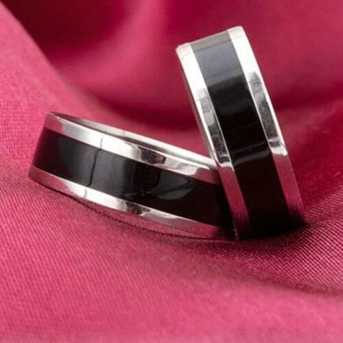 Hot Sale Unisex Titanium Ring Gold Anti-allergy Smooth Simple Wedding Couples Rings Bijouterie for Man or Woman Gift 2019