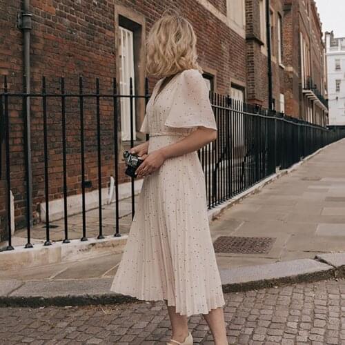 Black Dots White Long Dress 2021 Summer Women V Neck Short Sleeve Robe plissée longueur midi Elegant Retro Female Chic Dresses