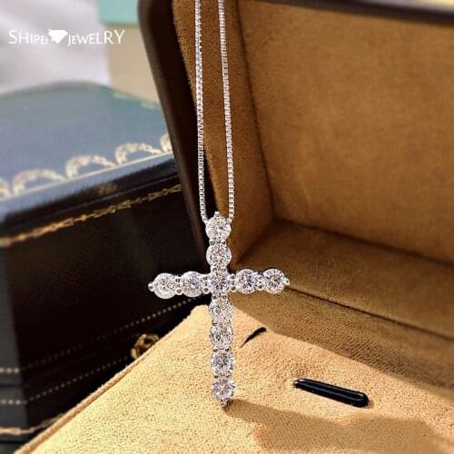 Shipei Fashion 925 Sterling Silver Created Moissanite Anniversary Party Fine Jewelry Personality Cross Pendant Necklace Gifts