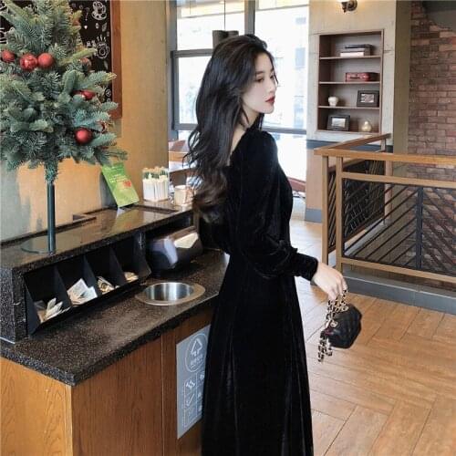 Vintage puff sleeve square neck velvet dress for women