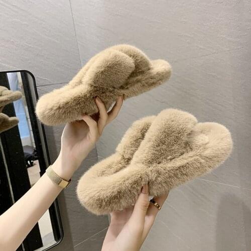 House Slippers Women Winter Faux Fur Fashion Warm Shoes Woman Slip on Flats Female Slides Black Gray Cozy Home Furry Slippers