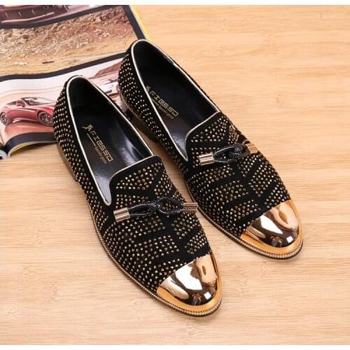 2019 Fashion Casual Formal Shoes For Men Black Genuine Leather Tassel Men Wedding Shoes Gold Metallic Mens Studded Loafers