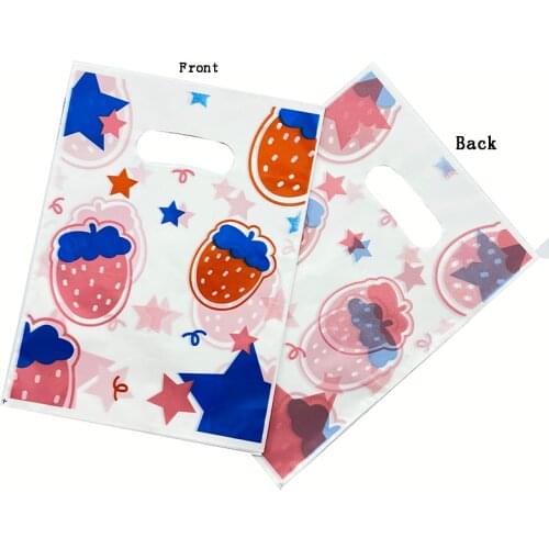 100pcs Red Blue Strawberry Print Plastic Handles Bag 15x20cm White Plastic Shopping Pouches With Handle Cosmetic Packaging