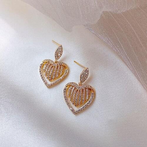 XIYANIKE Brilliant Rhinestone Heart Earrings Korean New Fashion Elegance Golden Earrings Stud Party Wedding Jewelry Women