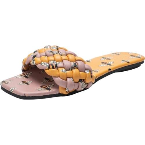 Luxury Brand Design Women Slippers Bee Printing PU Leather Indoor Shoes Square Toe Flip Flops Plus Size 42 Womens Shoes 2021