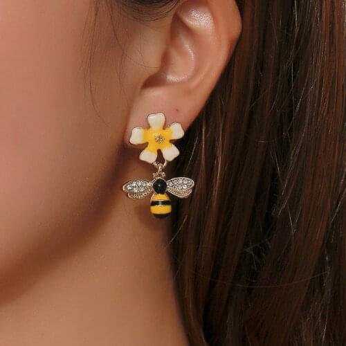 Starry Bling Rhinestone Wing Yellow Black Bee Flower Golden Alloy Women Dangle Earrings & Drop Earrings