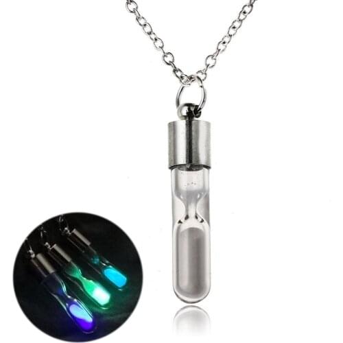 Women Men Glowing Luminous Sand Timer Pendant Necklace Glass Hourglass Bottle Chains Necklace Ladies Couple Lovers Jewlery Gift