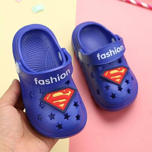 Disney slippers summer new breathable childrens beach shoes boys girls cartoon sandals and slippers baby hole shoes