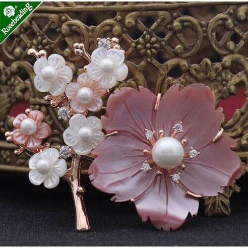 White Natural mother of pearl Flower shell beads shell charm central hole 1mm diy Jewelry Making,sold 10pcs/lot