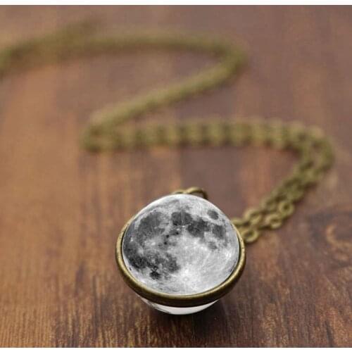 Elegant Full Moon Necklace Fashion Women Men Pendant Jewelry Ball Chains Necklaces Gold Color Chain Beads Double Sided Grey