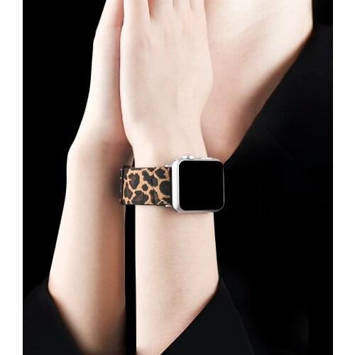 Soft and comfortable nylon Loop elastic buckle Apple watch band 38mm 42mm Series 6 SE 543 2 1 For iWatch Strap Nylon braid 44mm